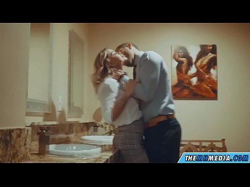 ❤️ Kad te prsata plavuša zavede u javnom zahodu ❤❌ Kvalitetna pornografija na hr.kanalmoscow.ru